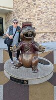 Eileen posing at Buc-ee's